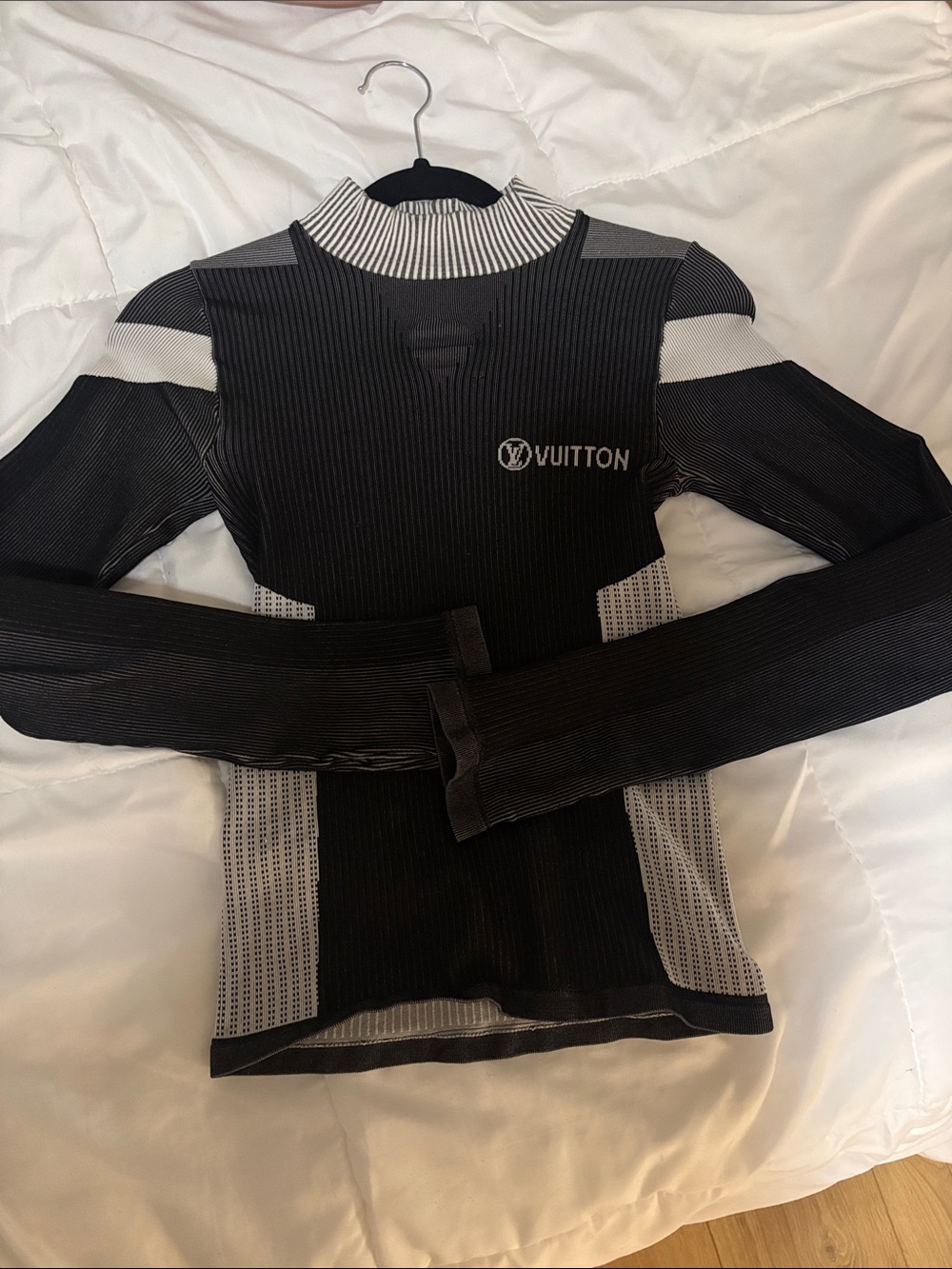 Louis Vuitton Black and Gray Contrast Ribbed Long Sleeve Top